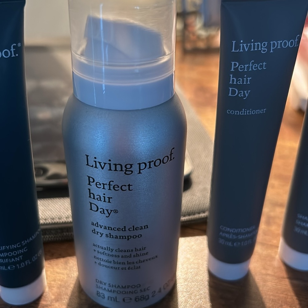Living Proof set - Picture 3 of 4